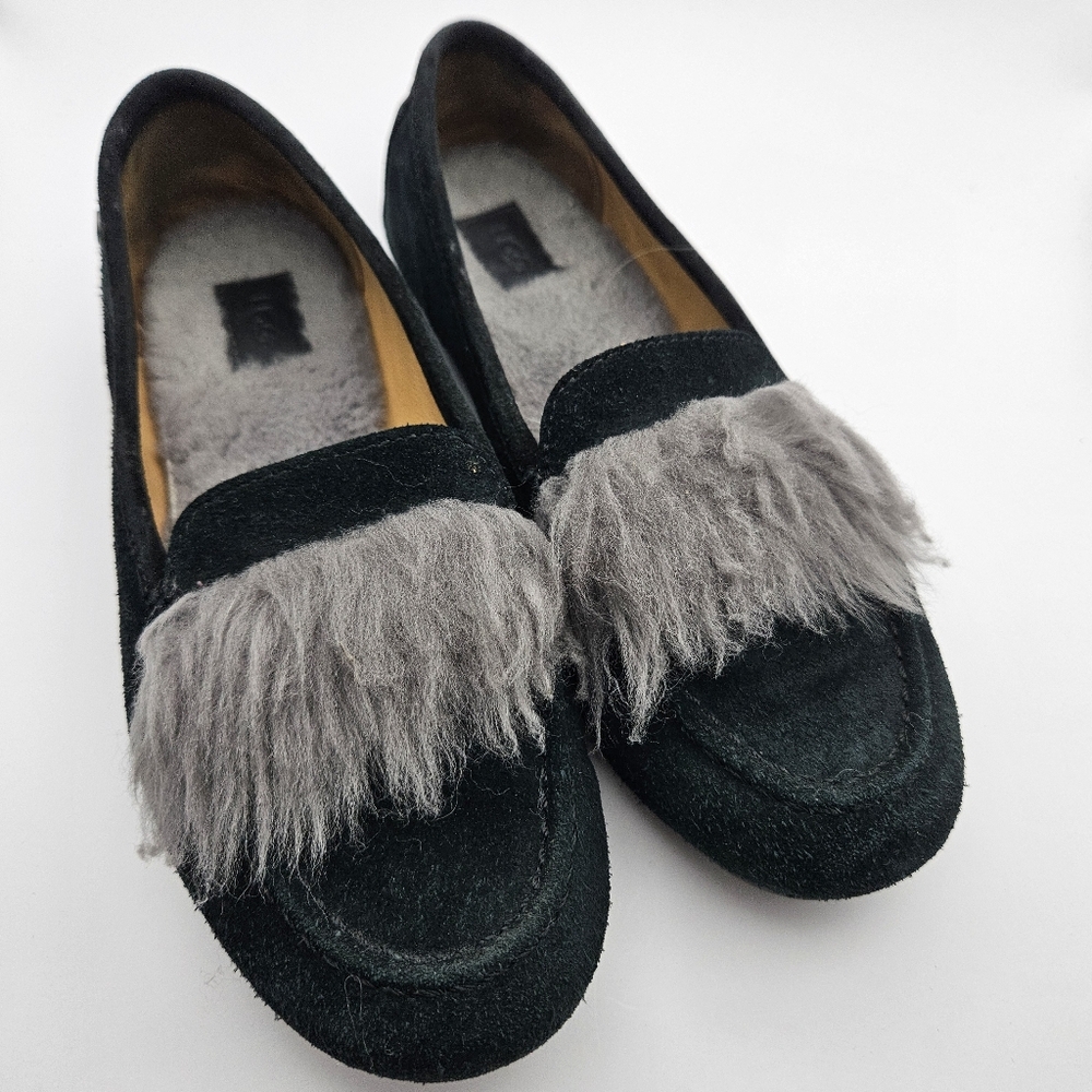 UGG Kaley Wisp Loafers‎ in Black & Charcoal, Size 6